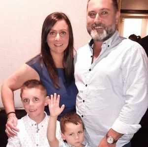 Meet your Posher, Gloria